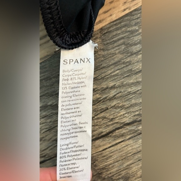 Spanx Shimmer Black Wax Coated Stretch Faux Leather Legging Compress Size Large‎ - Picture 9 of 11